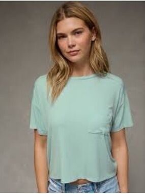 American Eagle Outfitters Mint Green Short Sleeve Pocket Tee